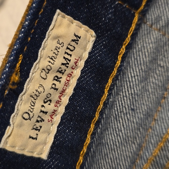 Levi's 501 Original Mid Rise Regular Fit Straight Leg Jeans - Picture 8 of 15